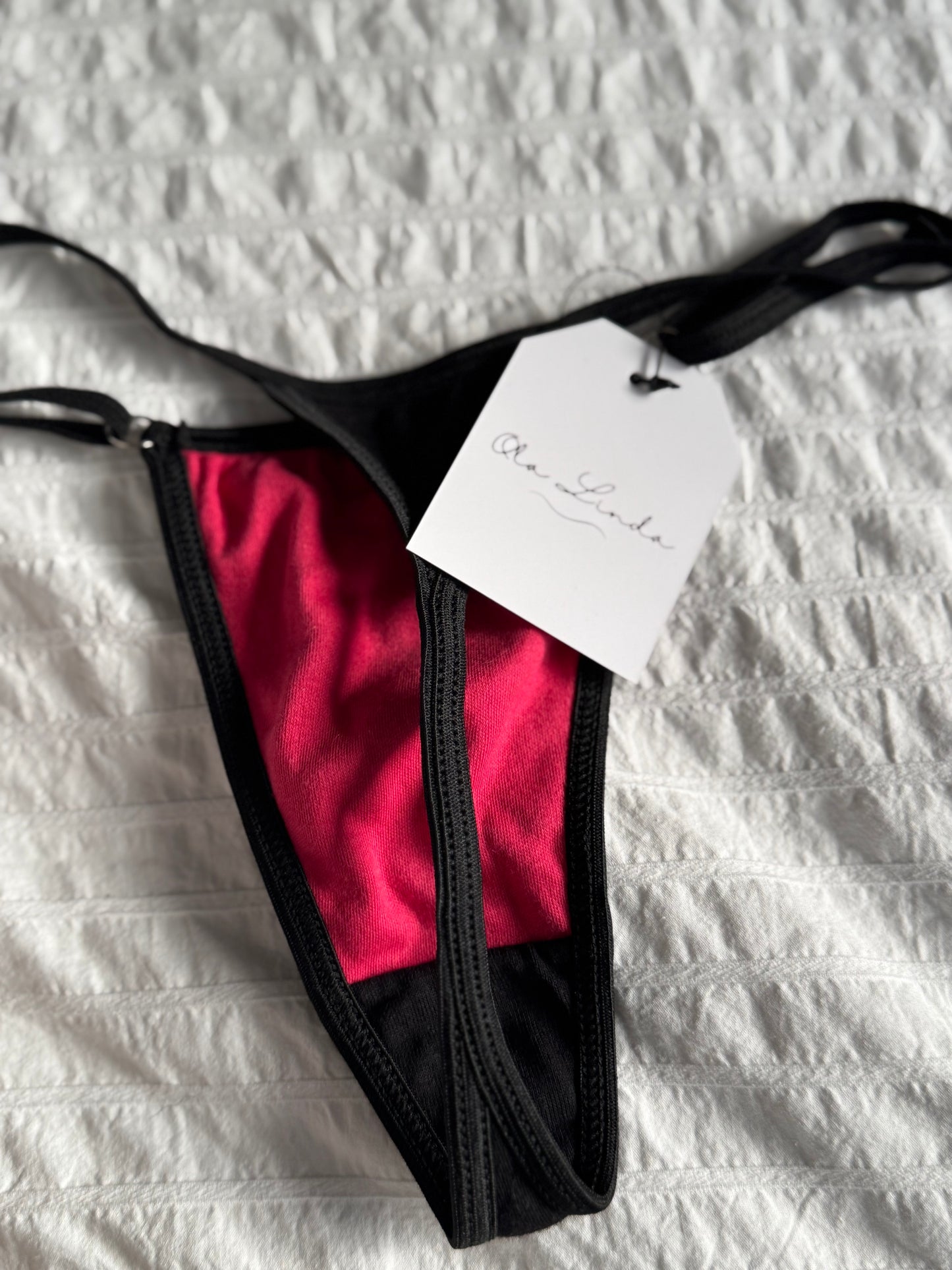Black Lace Surprise Cotton V-String