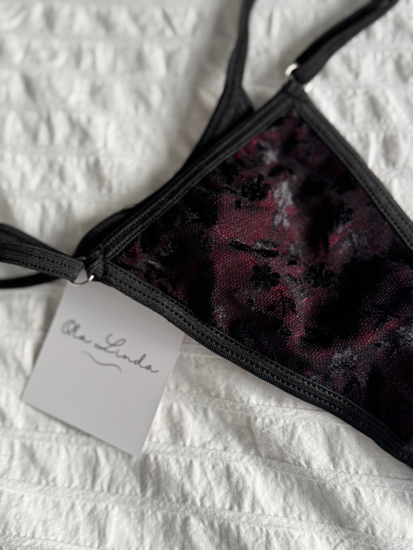 Black Lace Surprise Cotton V-String
