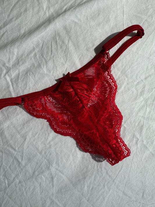 Bella Lace V-String